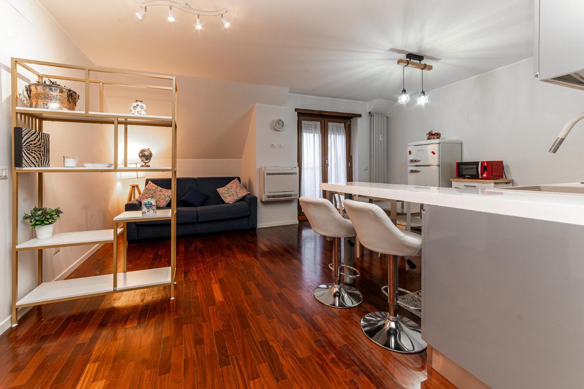 Apartment Elegant Penthouse - Metro Conca D'oro & Terrace *